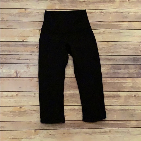 Lululemon black 21” leggings size 2 - Picture 3 of 3
